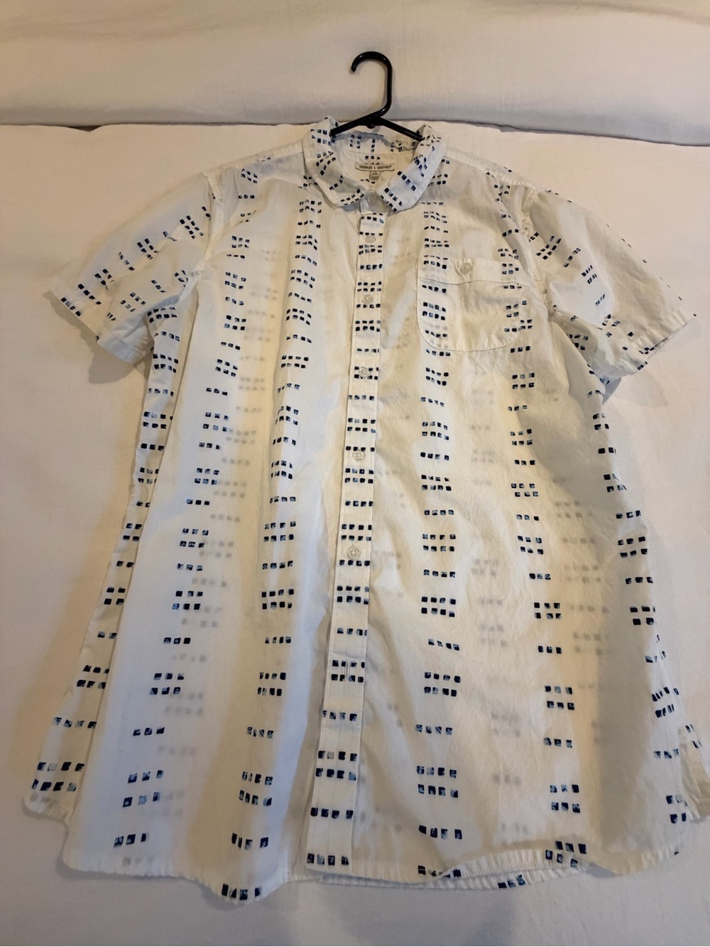 Men's White Short-Sleeve Button-Up Shirt with Navy Dot Pattern